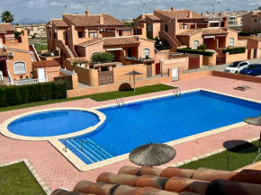 2Bdr Apartment 0.9m from Beach